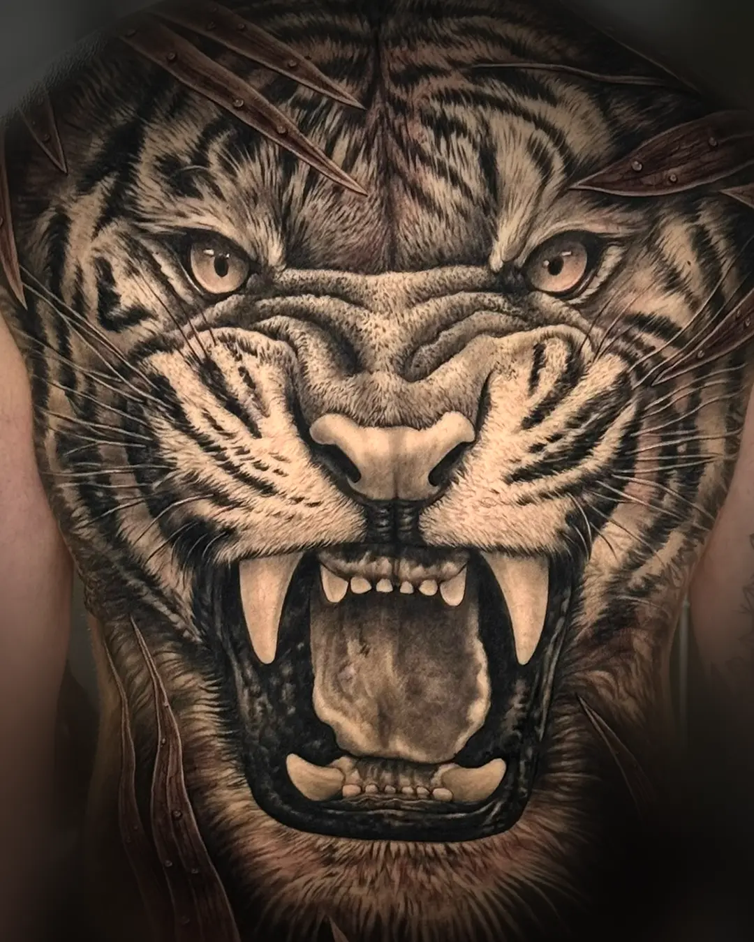 Retrato animal - Tigre rugiendo